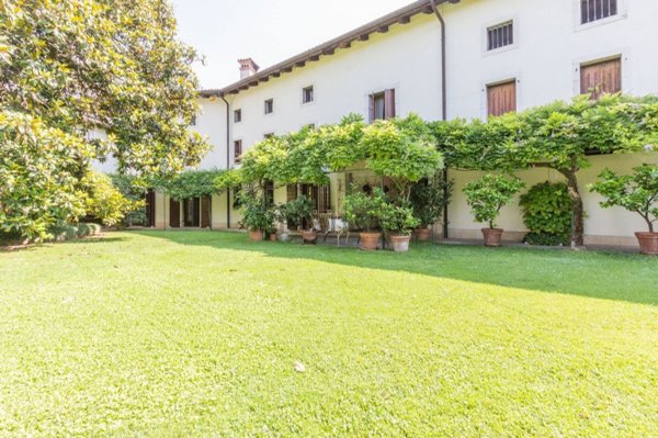 casa indipendente in vendita ad Aviano