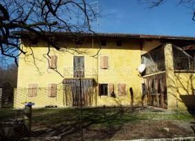 casa indipendente in vendita ad Aviano