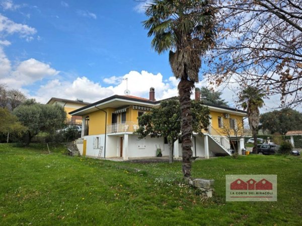 casa indipendente in vendita ad Aviano