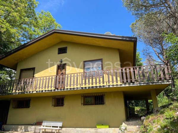 casa indipendente in vendita ad Aviano