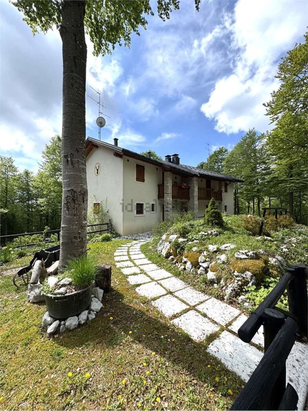 casa indipendente in vendita ad Aviano