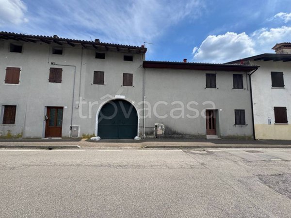 casa indipendente in vendita ad Aviano