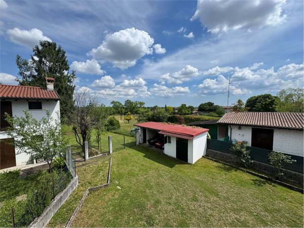 casa indipendente in vendita ad Aviano