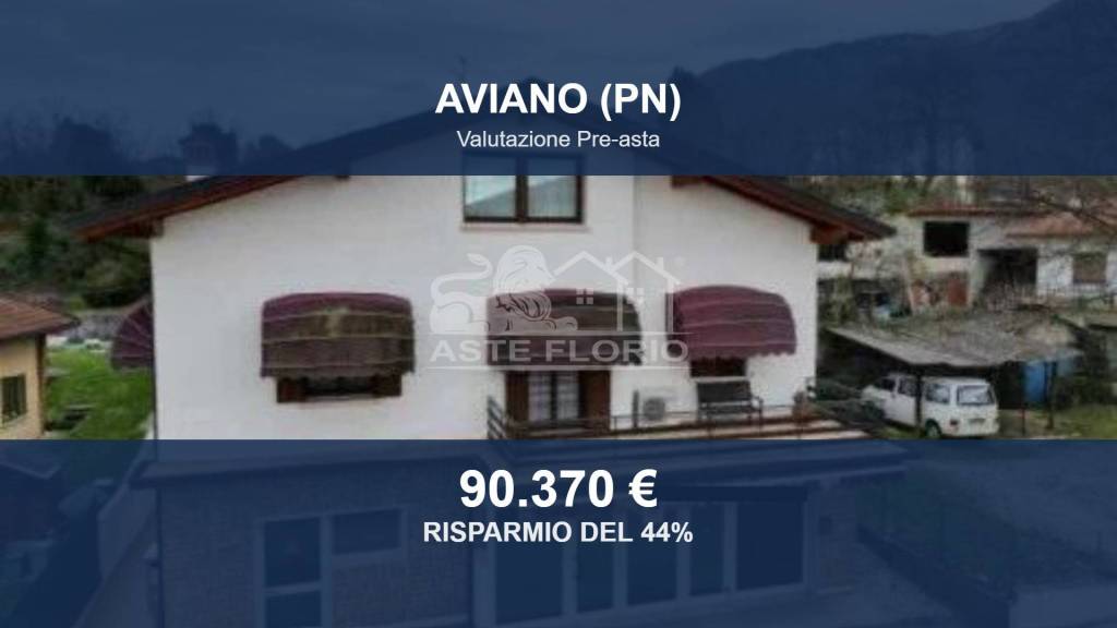 locale commerciale in vendita ad Aviano