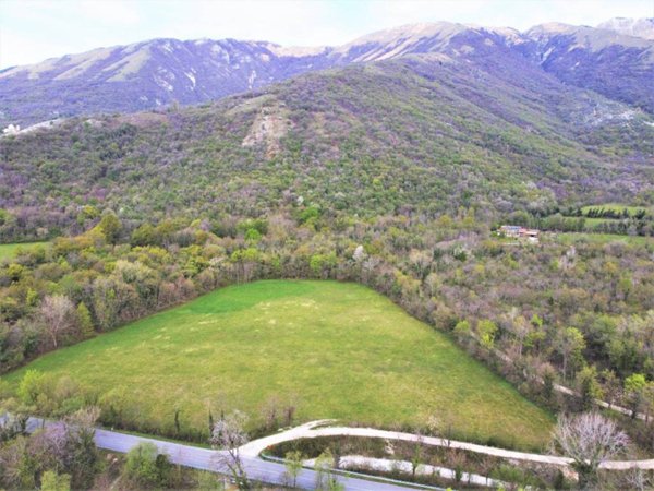 terreno agricolo in vendita ad Aviano