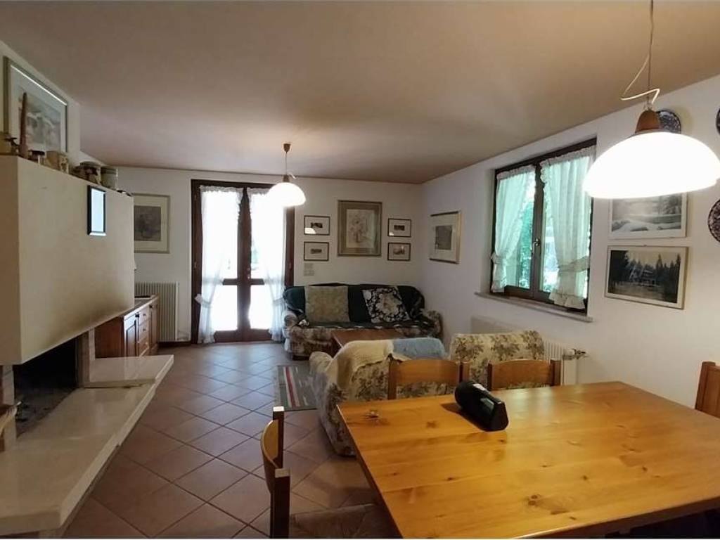 casa indipendente in vendita ad Aviano