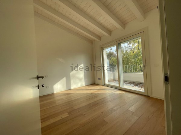 casa indipendente in vendita ad Azzano Decimo