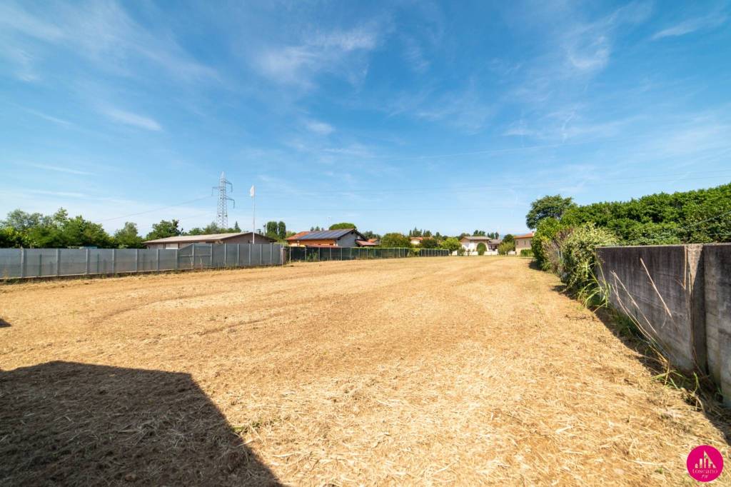 terreno agricolo in vendita ad Azzano Decimo