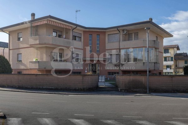 appartamento in vendita ad Azzano Decimo in zona Corva