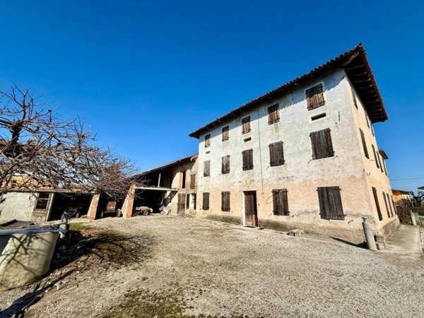 appartamento in vendita ad Azzano Decimo in zona Tiezzo