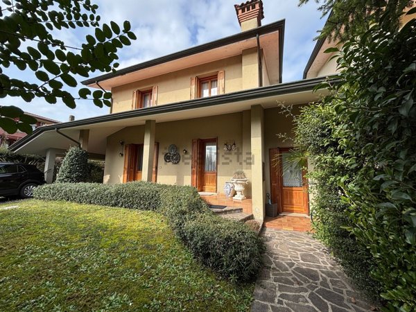 casa indipendente in vendita ad Azzano Decimo