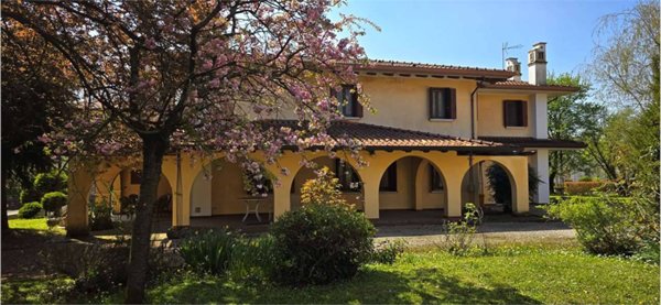 casa indipendente in vendita ad Azzano Decimo in zona Corva