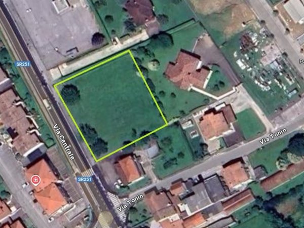 terreno edificabile in vendita ad Azzano Decimo in zona Corva