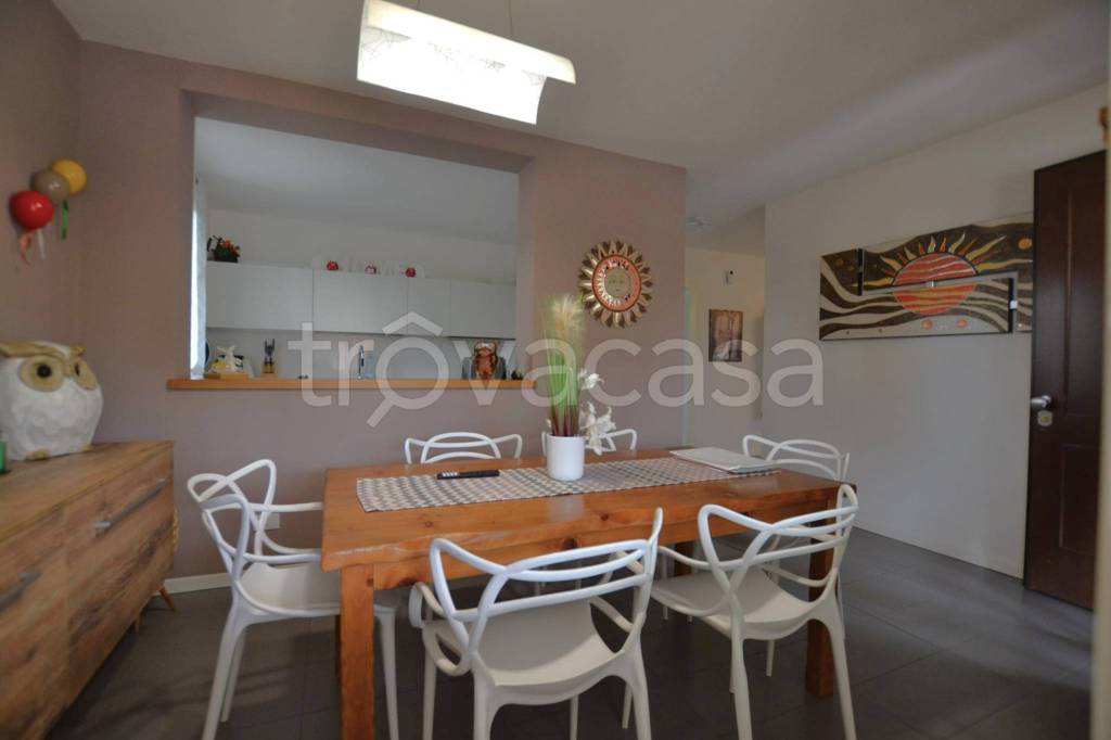 casa indipendente in vendita ad Azzano Decimo