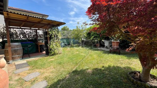 casa indipendente in vendita ad Azzano Decimo