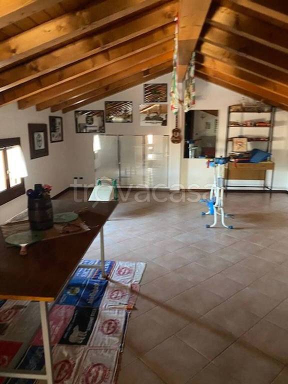 casa indipendente in vendita ad Azzano Decimo