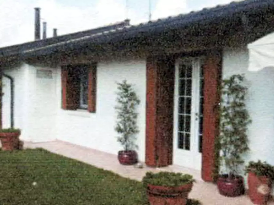 casa indipendente in vendita ad Azzano Decimo
