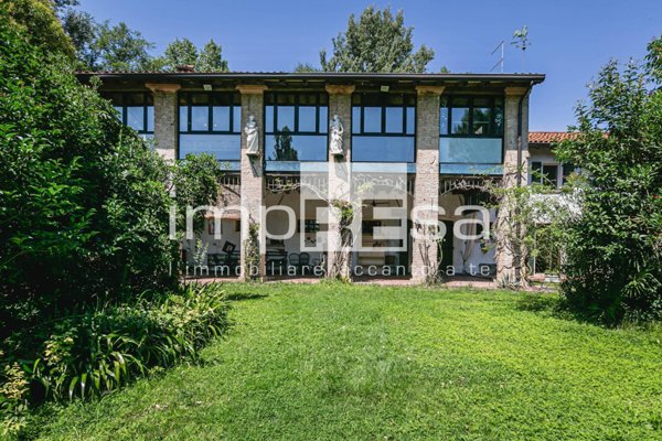 casa indipendente in vendita ad Azzano Decimo in zona Fagnigola