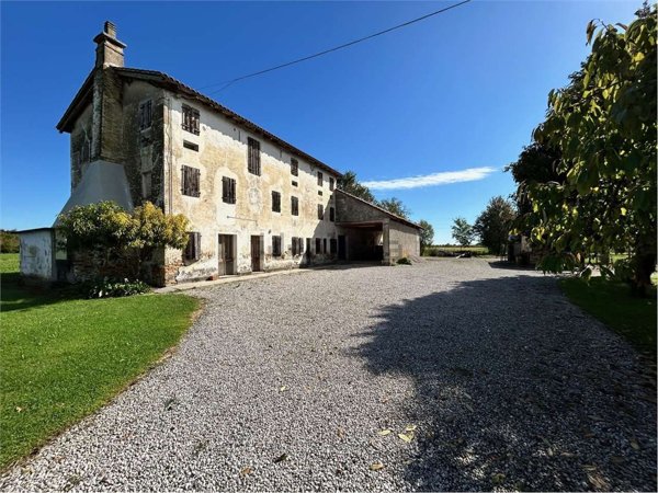 casa indipendente in vendita ad Azzano Decimo