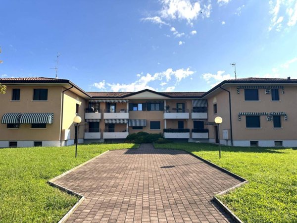 appartamento in vendita ad Azzano Decimo in zona Corva