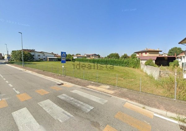 terreno edificabile in vendita ad Azzano Decimo