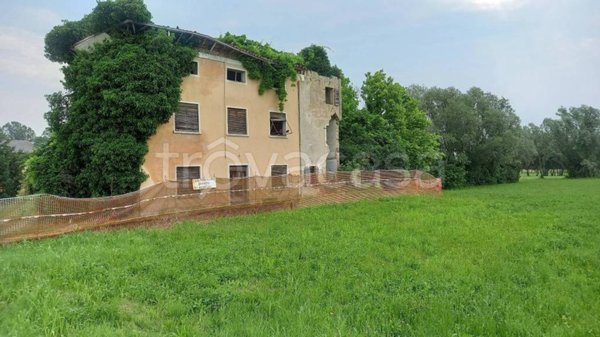 casa indipendente in vendita ad Azzano Decimo