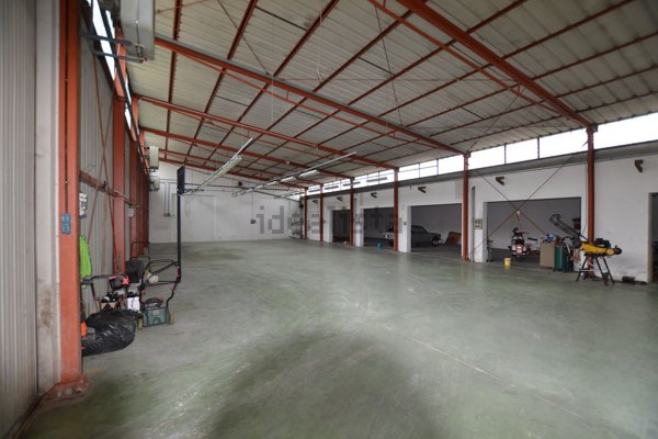 locale di sgombero in vendita ad Azzano Decimo