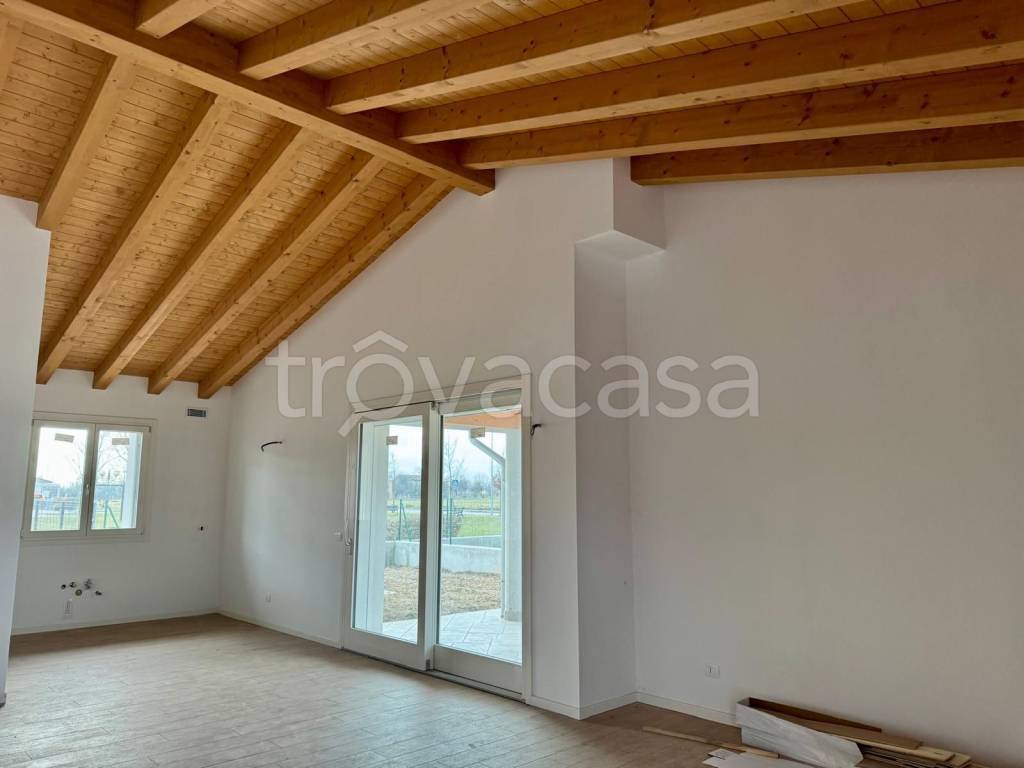 casa indipendente in vendita ad Azzano Decimo