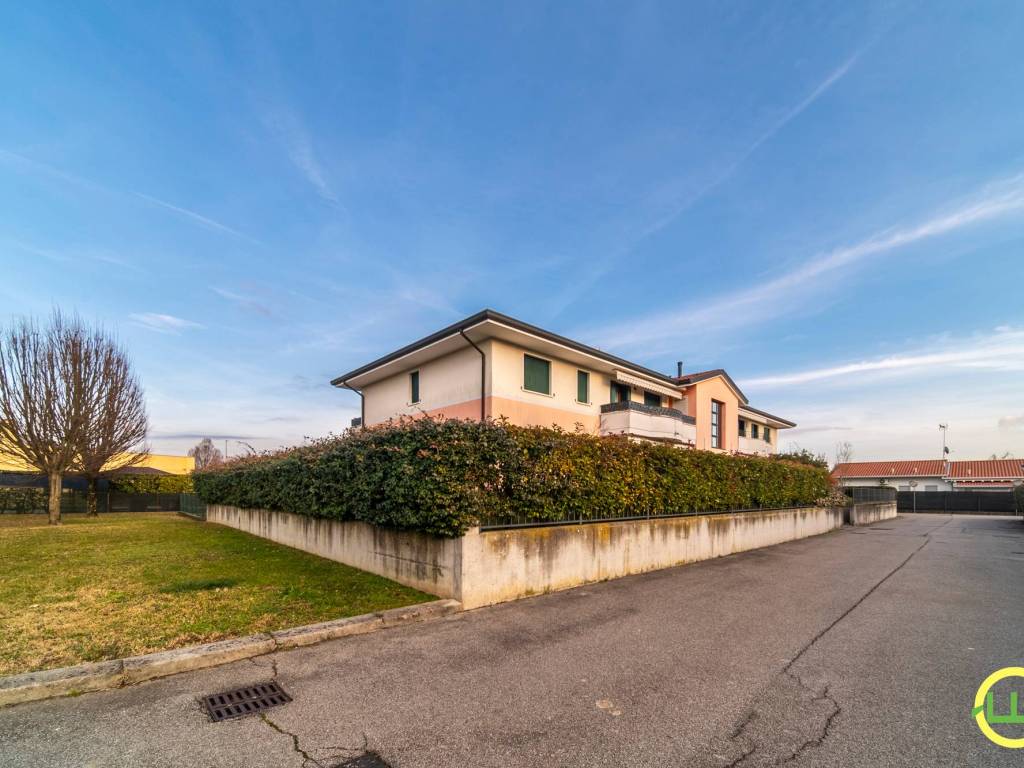 appartamento in vendita ad Azzano Decimo