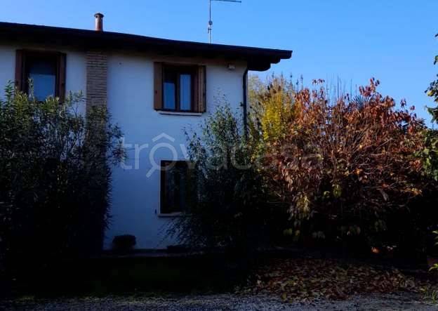 casa indipendente in vendita ad Azzano Decimo