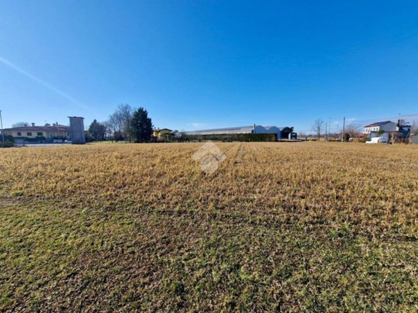 casa indipendente in vendita ad Azzano Decimo in zona Fagnigola