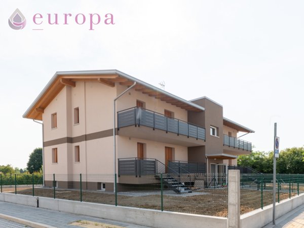 appartamento in vendita ad Azzano Decimo in zona Tiezzo