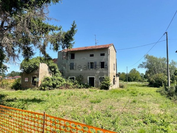 casa indipendente in vendita ad Azzano Decimo