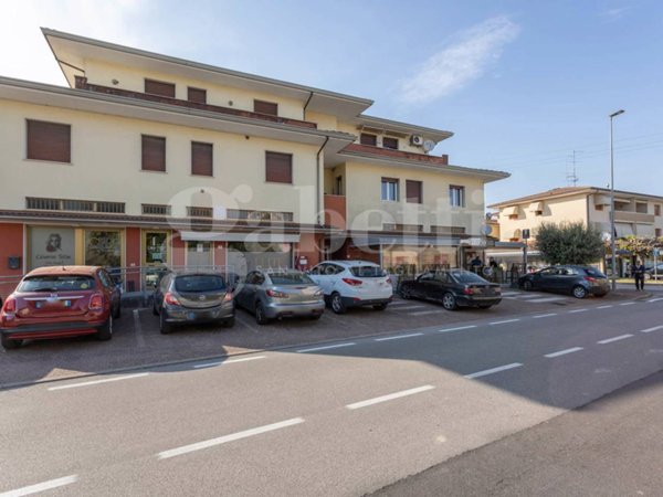 appartamento in vendita ad Azzano Decimo in zona Fagnigola