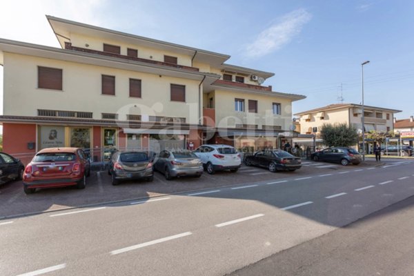 appartamento in vendita ad Azzano Decimo in zona Fagnigola