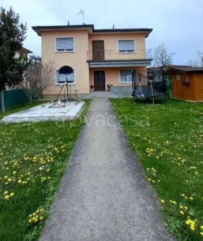 casa indipendente in vendita ad Azzano Decimo