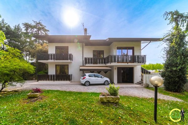 casa indipendente in vendita ad Azzano Decimo in zona Corva