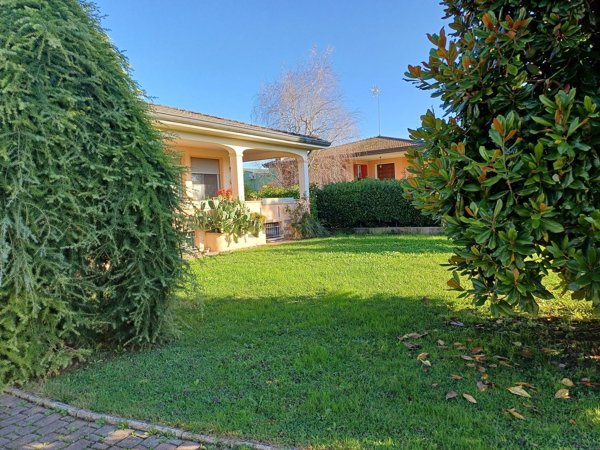 casa indipendente in vendita ad Azzano Decimo