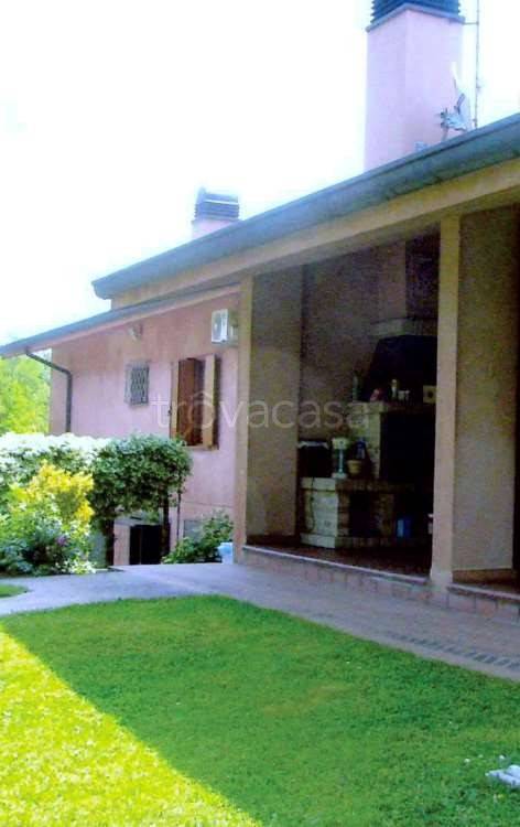 casa indipendente in vendita ad Azzano Decimo
