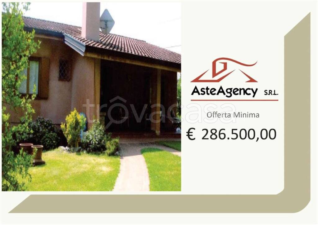 casa indipendente in vendita ad Azzano Decimo in zona Fratte
