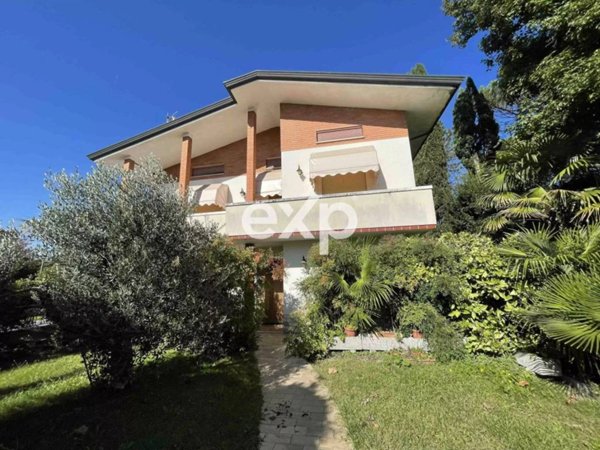 casa indipendente in vendita ad Azzano Decimo