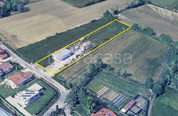 locale commerciale in vendita ad Azzano Decimo