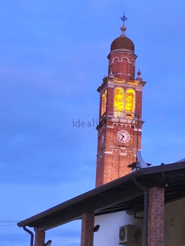 appartamento in vendita ad Azzano Decimo in zona Tiezzo