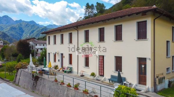 appartamento in vendita a Barcis