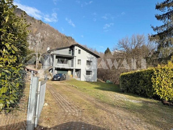 casa indipendente in vendita a Barcis
