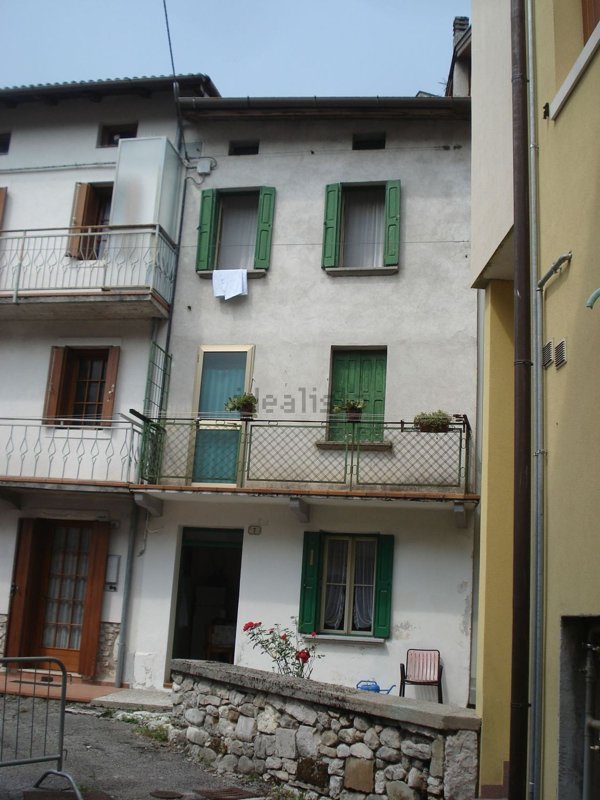 casa indipendente in vendita a Barcis