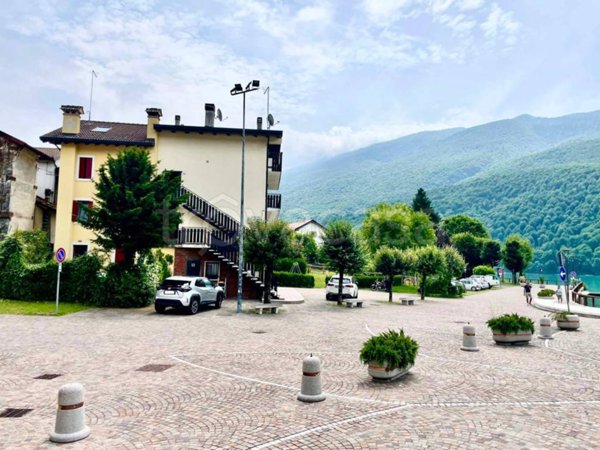 appartamento in vendita a Barcis