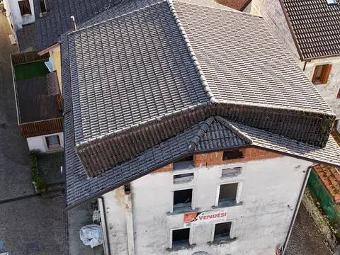 casa indipendente in vendita a Barcis