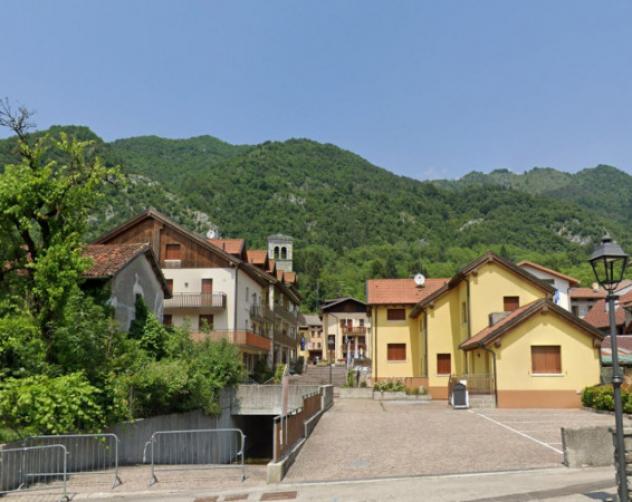 appartamento in vendita a Barcis