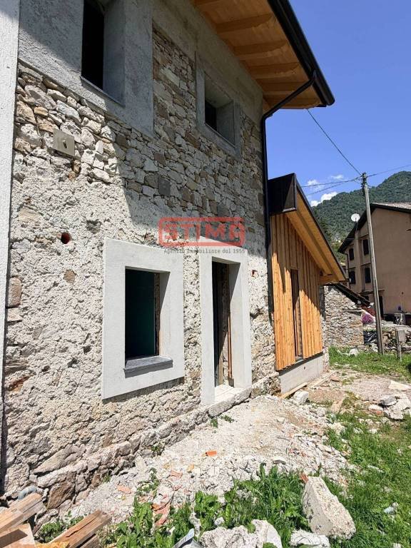 appartamento in vendita a Barcis in zona Molassa
